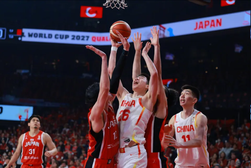 开云体育官方平台-三分6中5，拿全队5个第一！球迷：没有你不知道这场比赛要输多少